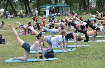 Международный день йоги <br>на острове Татышев