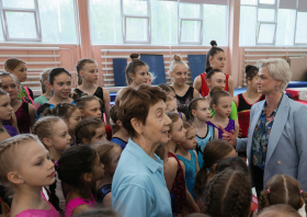 Светлана Хоркина в СШОР по спортивной гимнастике<br>(фото: Дарья Кривицкая)