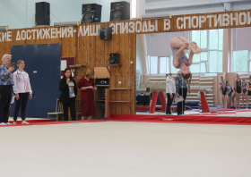 Светлана Хоркина в СШОР по спортивной гимнастике<br>(фото: Дарья Кривицкая)