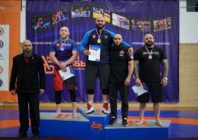 Красноярцы завоевали 16 медалей чемпионата Сибири по грепплингу