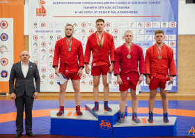 Самбисты Красноярского края одержали победы на всероссийском турнире