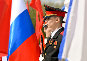Возложение цветов к памятнику воинам-спортсменам (07.05.2025)