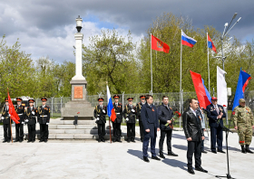 Возложение цветов к памятнику воинам-спортсменам (07.05.2025)