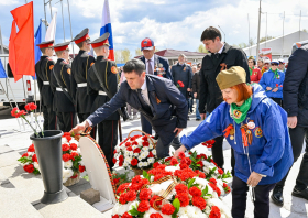 Возложение цветов к памятнику воинам-спортсменам (07.05.2025)