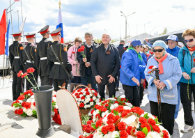 Возложение цветов к памятнику воинам-спортсменам (07.05.2025)