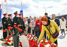 Возложение цветов к памятнику воинам-спортсменам (07.05.2025)