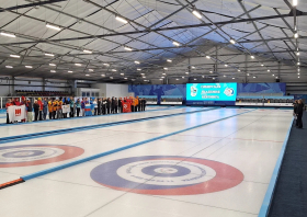 Зима – самое время кёрлинга!