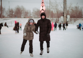Более 28 000 жителей края вышли на катки 8 января