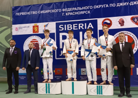 Восемь медалей первенства Сибири по джиу-джитсу