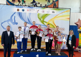 Подведены итоги чемпионата и первенства Сибири по спортивной акробатике