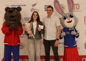Вручение красноярцам знаков отличия ГТО (10.06.2025)