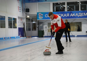 Золото и серебро чемпионата Сибири по&nbsp;кёрлингу
