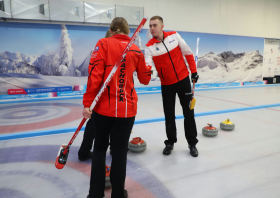 Золото и серебро чемпионата Сибири по&nbsp;кёрлингу