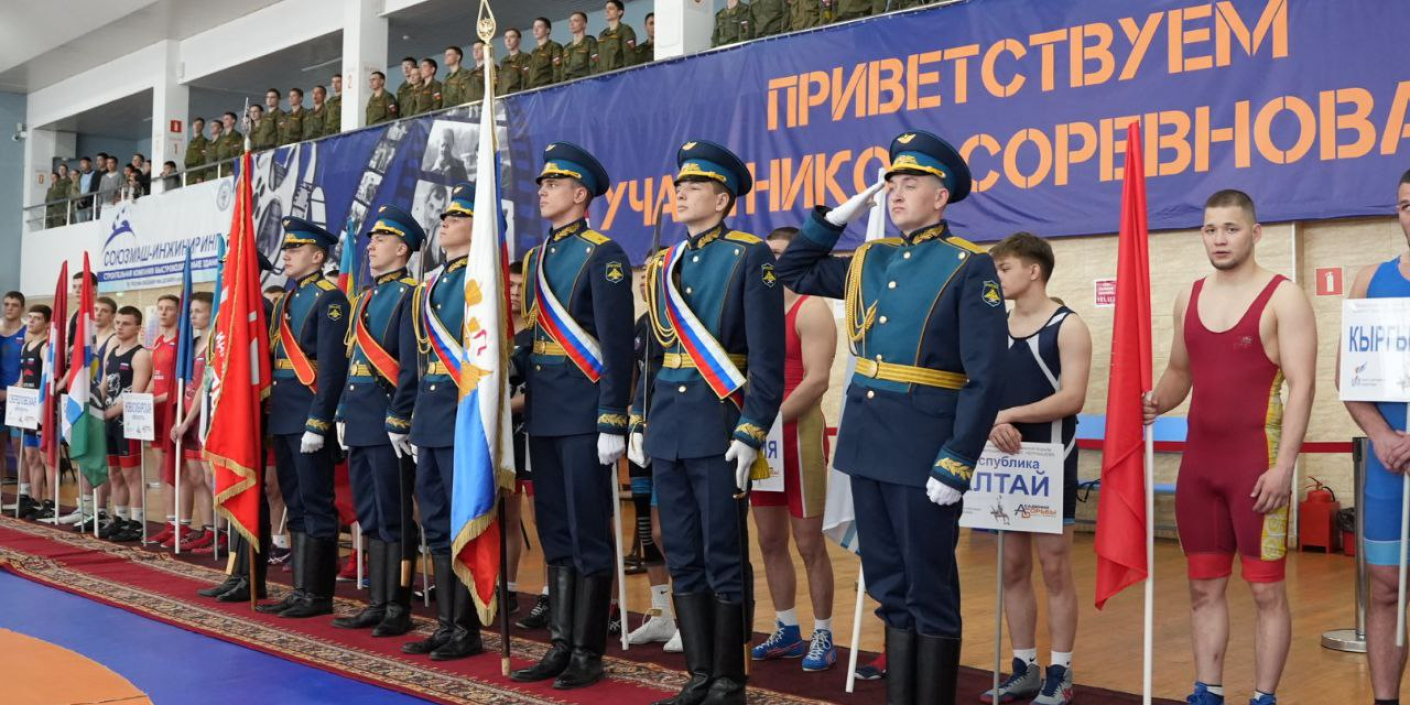 Первые выходные мая более 100 борцов-классиков проведут на коврах Академии борьбы имени Дмитрия Миндиашвили: в Красноярске стартуют Всероссийские соревнования по греко-римской борьбе, посвященные&hellip;