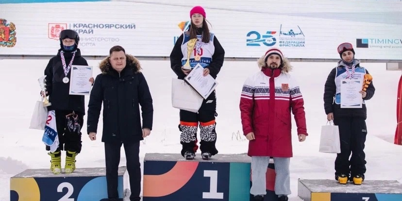 Золото_–_слоуп-стайл,_бронза_–_хаф-пайп Золото – слоуп-стайл, бронза – хаф-пайп