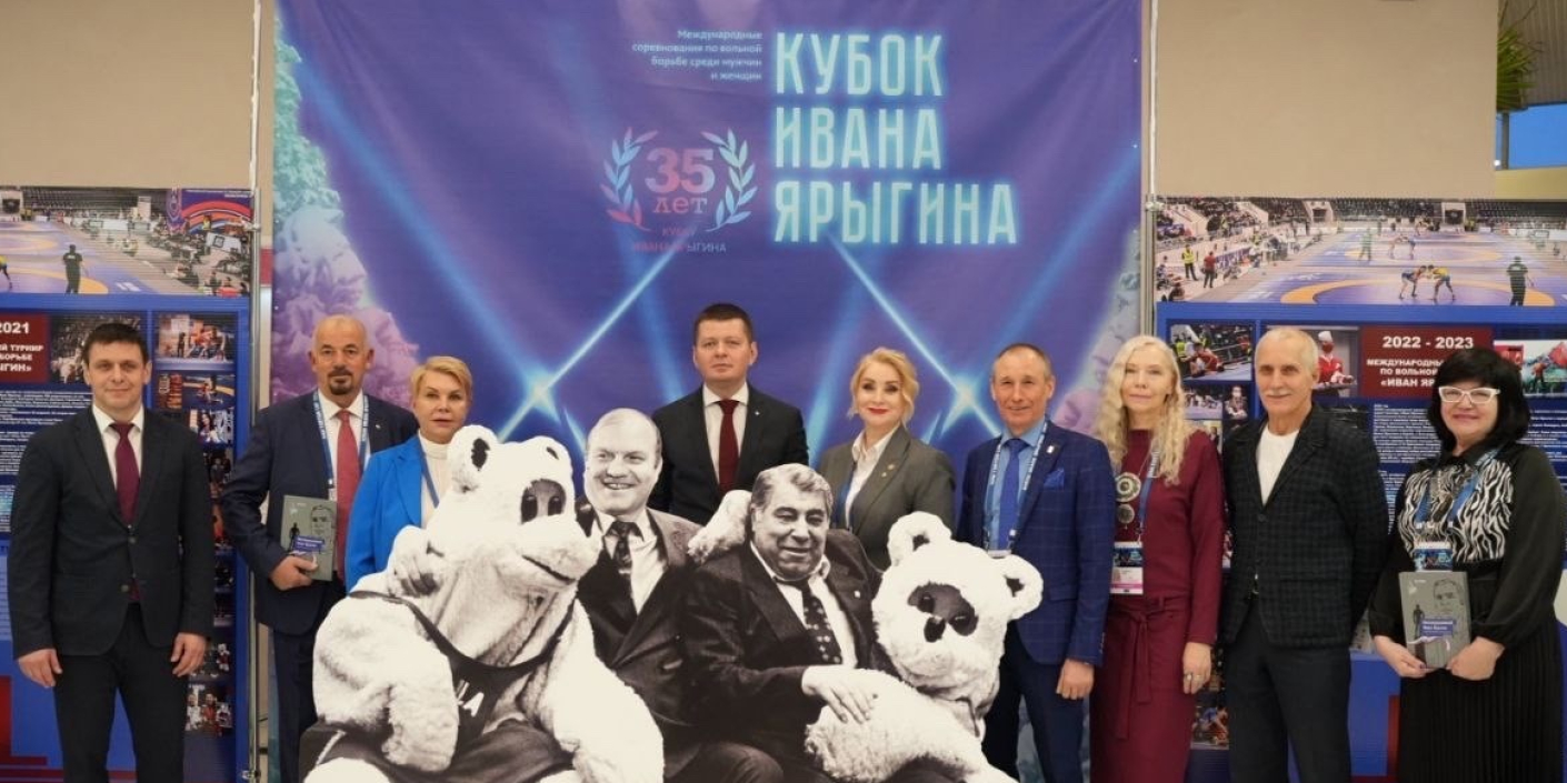Открытие_выставки_«По_страницам_турнира» Открытие выставки «По страницам турнира»