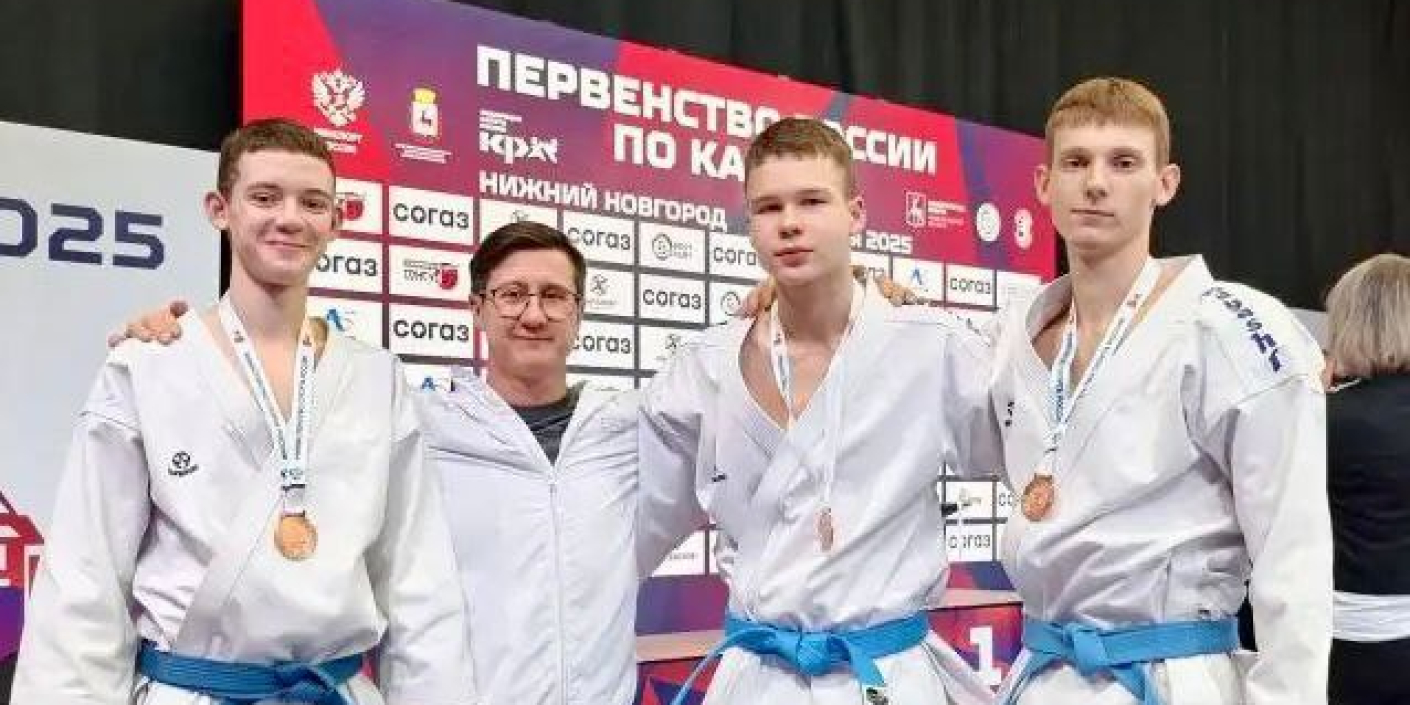 Бронза первенства страны