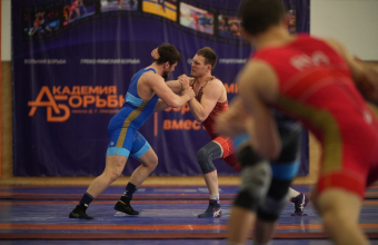 Греко-римская борьба: восемь медалей чемпионата Сибири