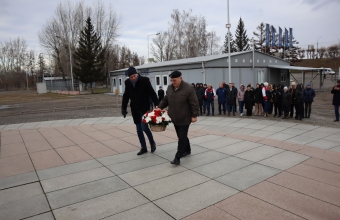 7 ноября 1948 года родился великий борец! 